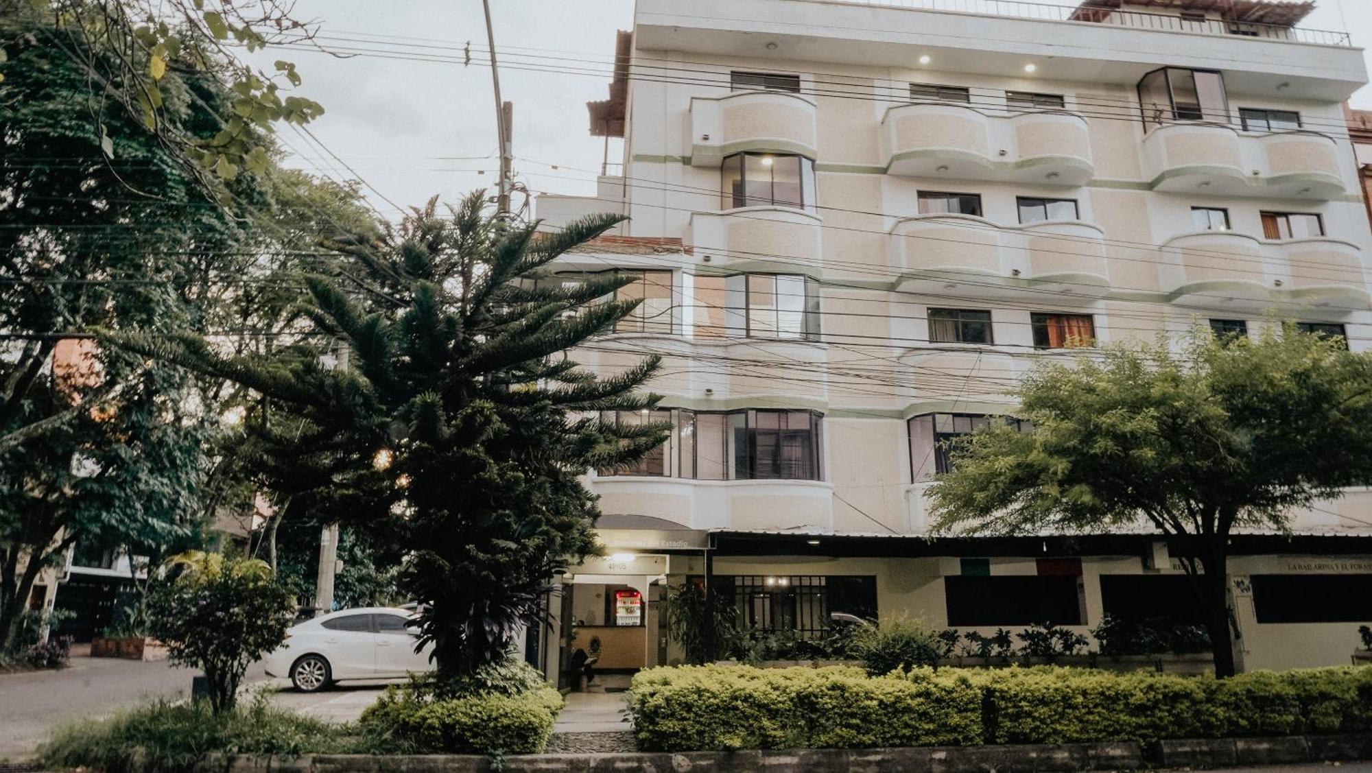 Hotel Balcones Del Estadio Medellin Exterior photo